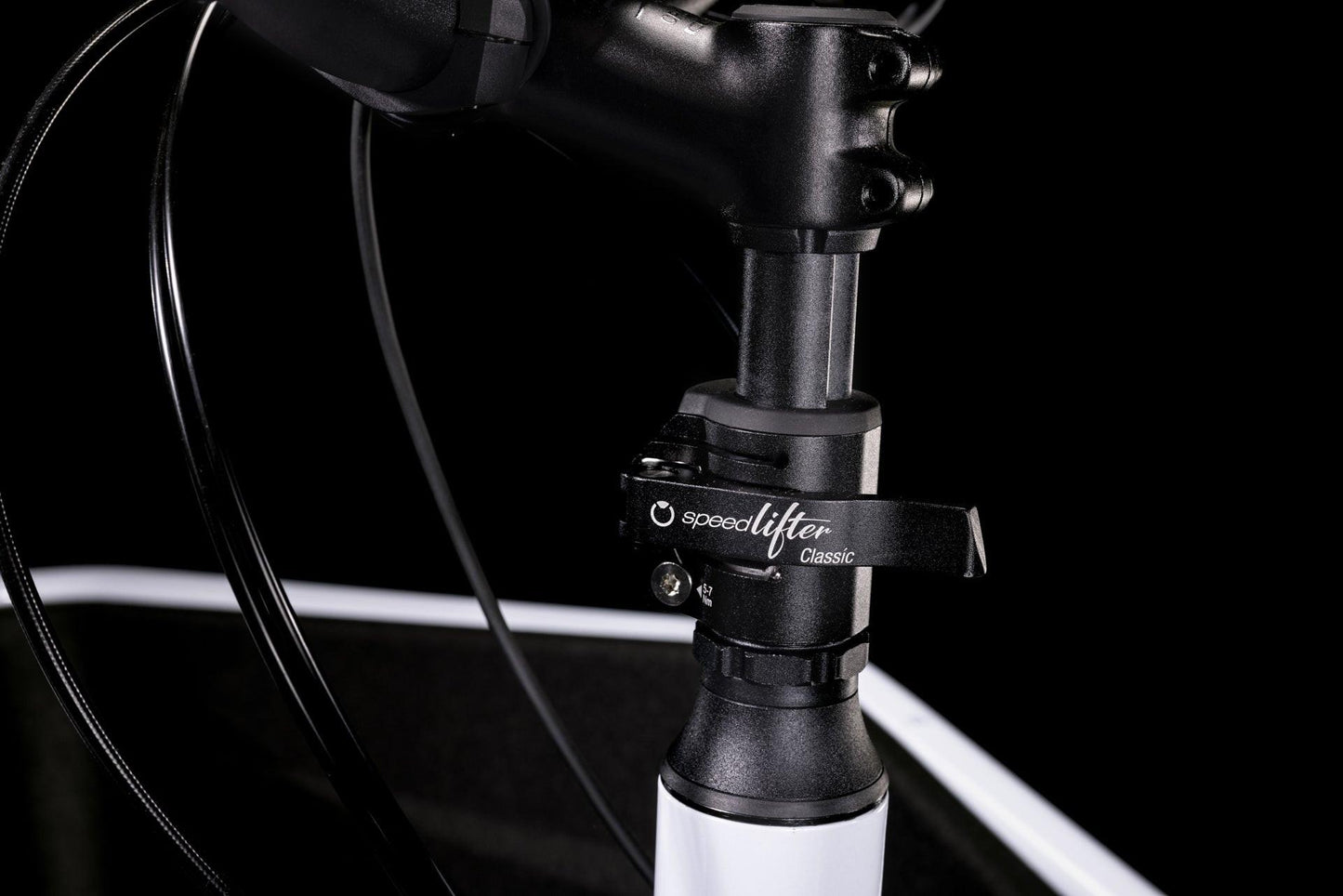 CUBE Cargo Hybrid 500 flashwhite´n´black.