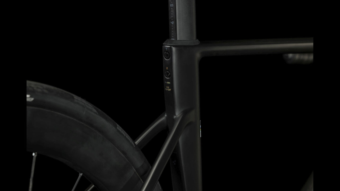 CUBE Litening AIR C:68X SLT carbon´n´rainbow