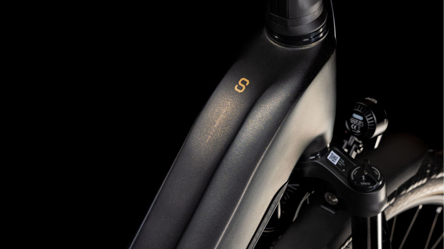 CUBE Kathmandu Hybrid SLT 800 golddust´n´black