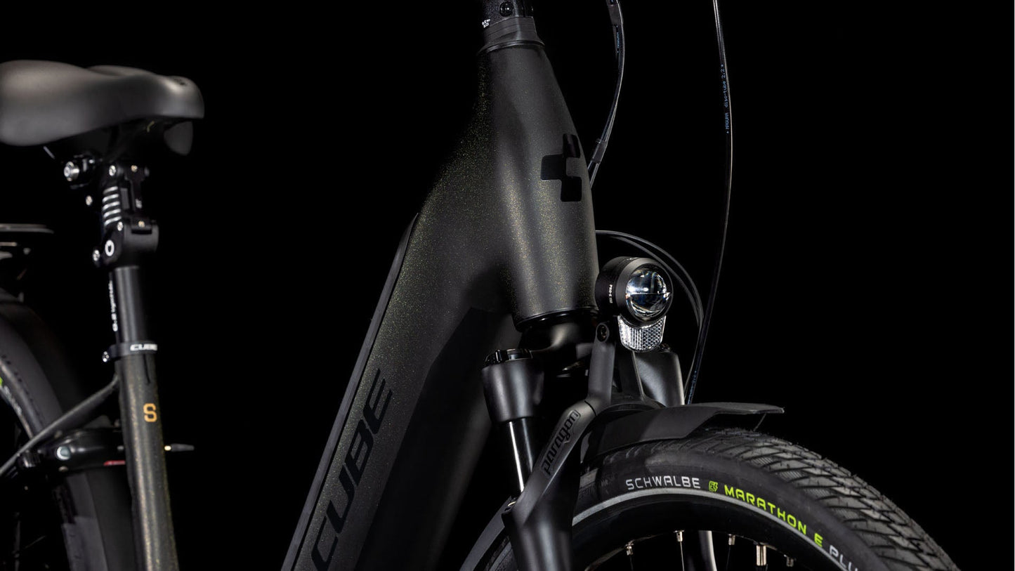 CUBE Supreme Hybrid Deluxe SLT 625 golddust´n´black