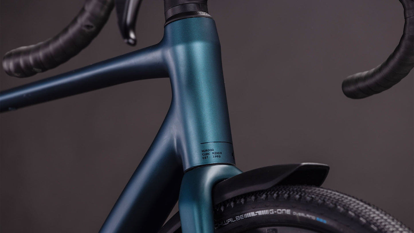 CUBE Nuroad Race FE royalgreen´n´black