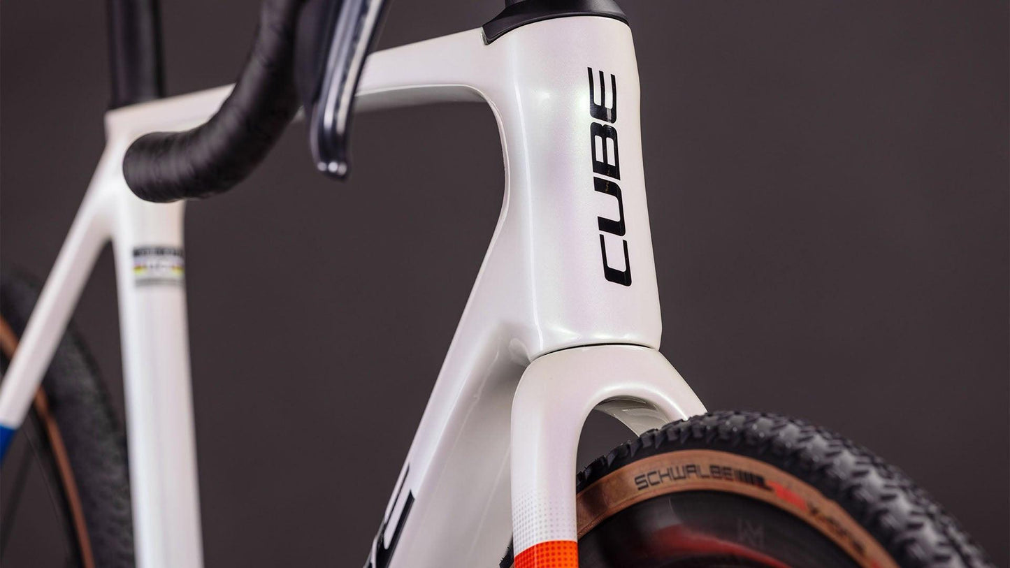 CUBE Cross Race C:62 SLX teamline.