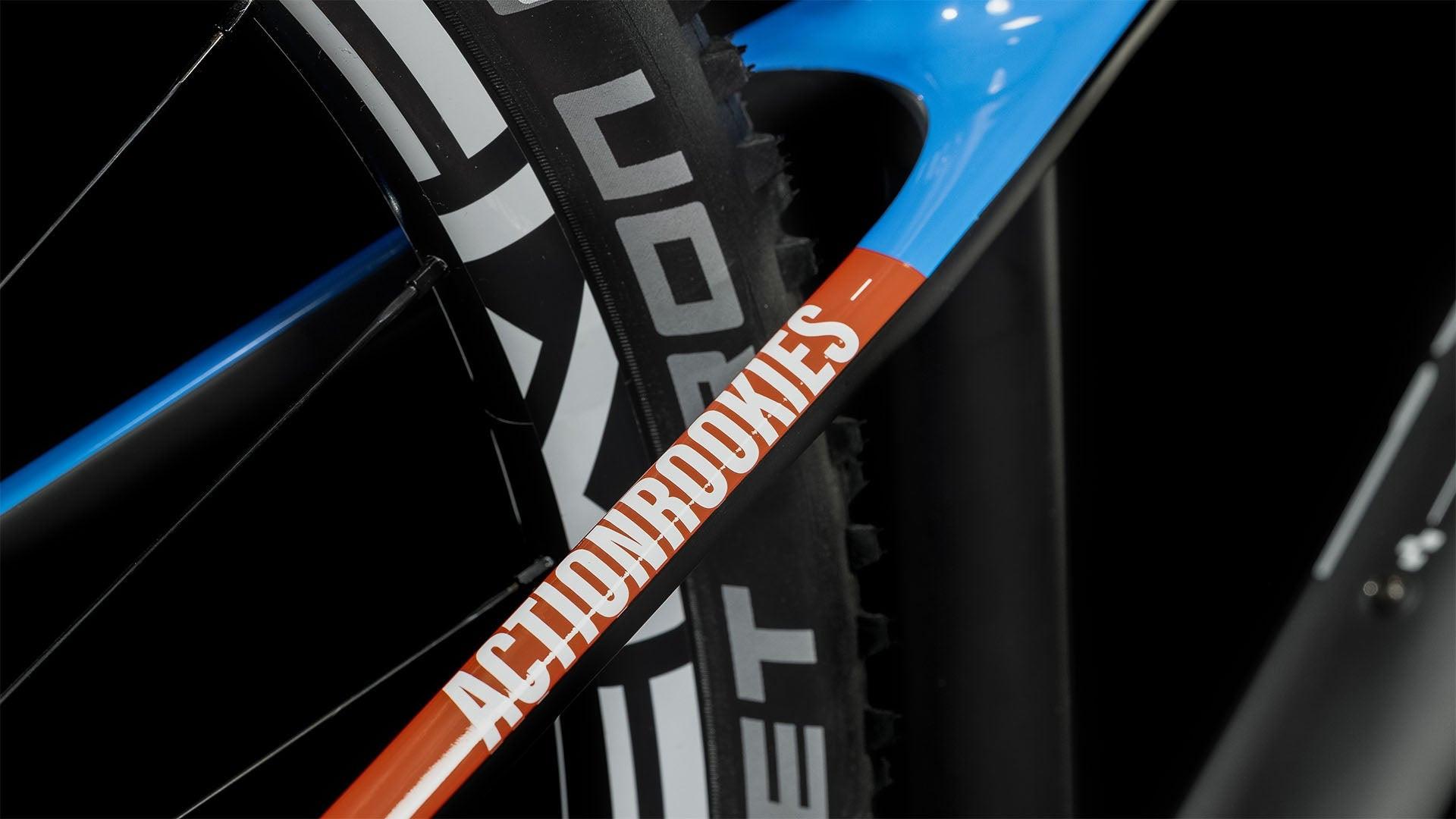 CUBE Elite 240 C:62 Pro carbon´n´blue´n´red.