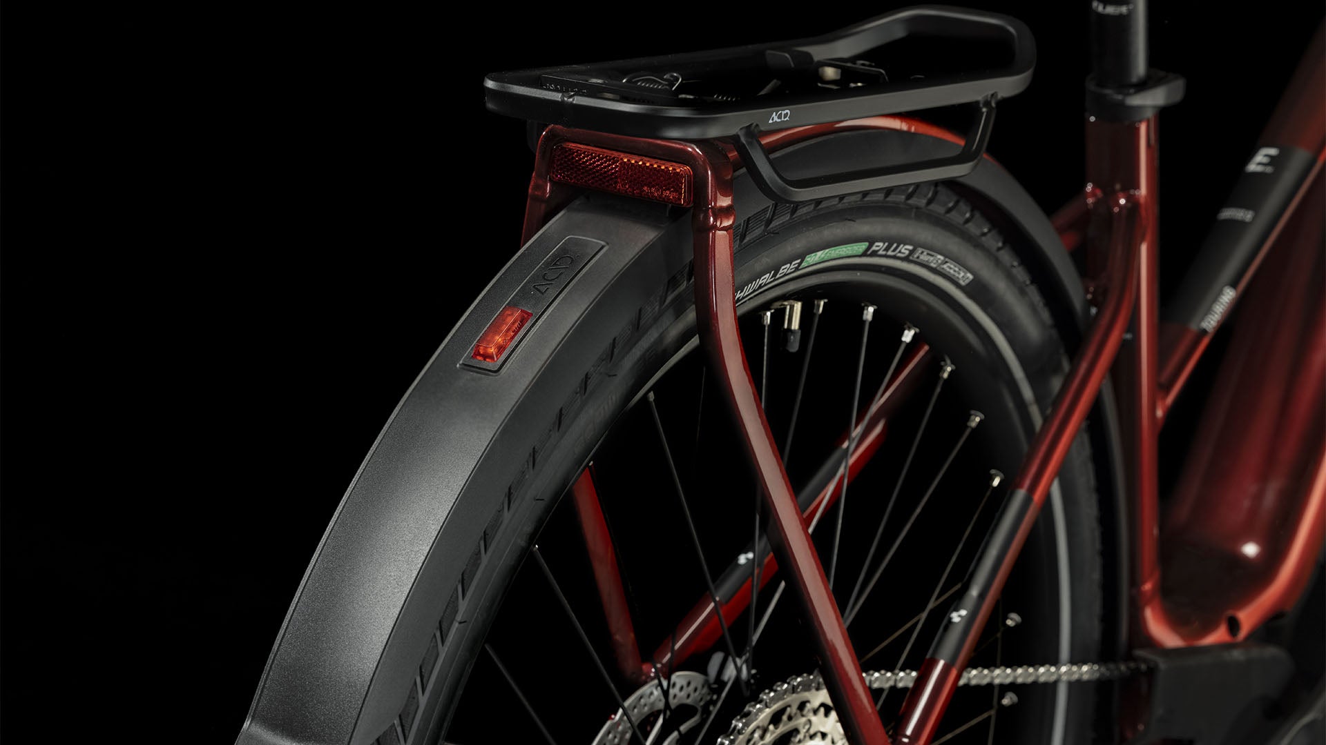 CUBE Touring Hybrid EXC 625 red´n´white.