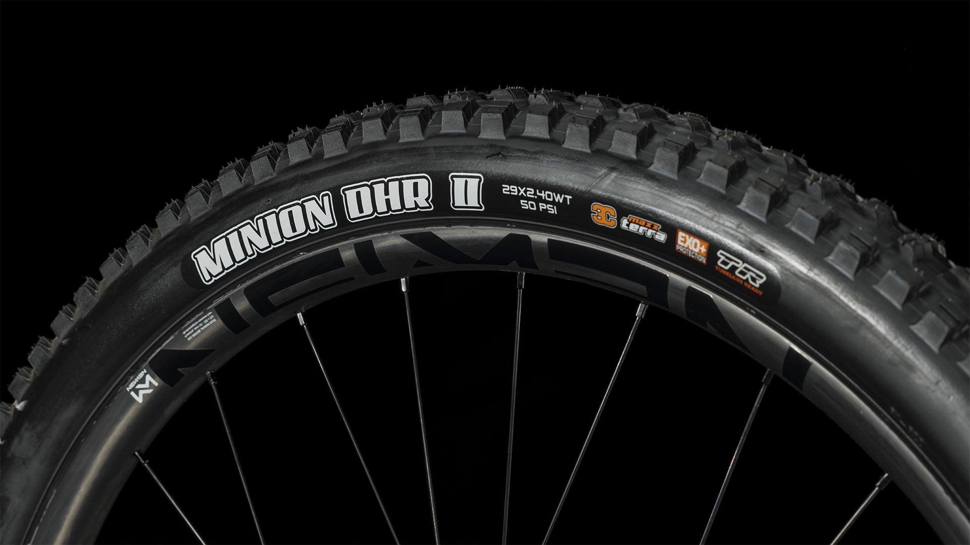 CUBE Stereo ONE77 C:68X SLT 29 flashwhite´n´grey.