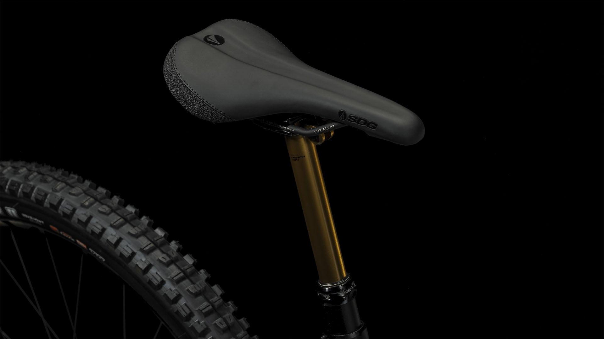 CUBE Stereo ONE77 C:68X SLT 29 flashwhite´n´grey.