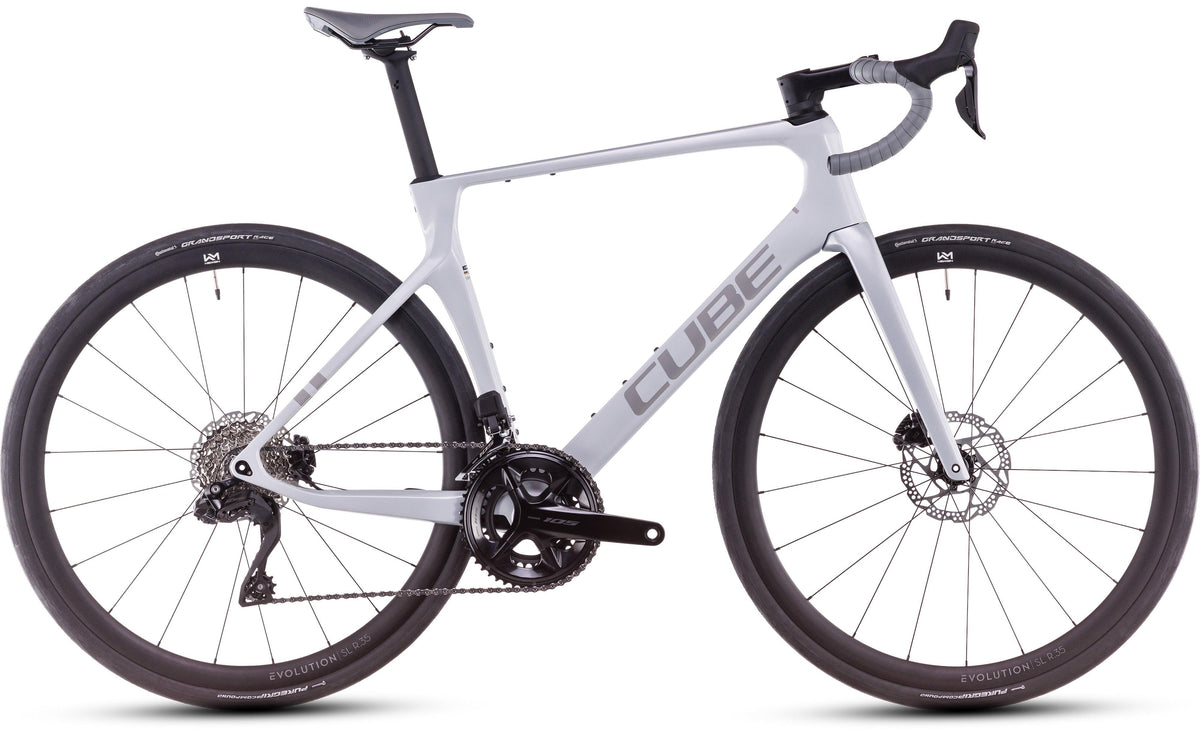 CUBE Agree C:62 ONE Rennrad in foggrey´n´grey mit Carbonrahmen und Scheibenbremsen