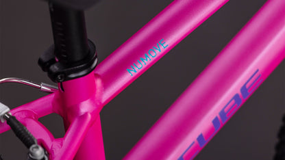 CUBE Numove 140 fucsia´n´plum.