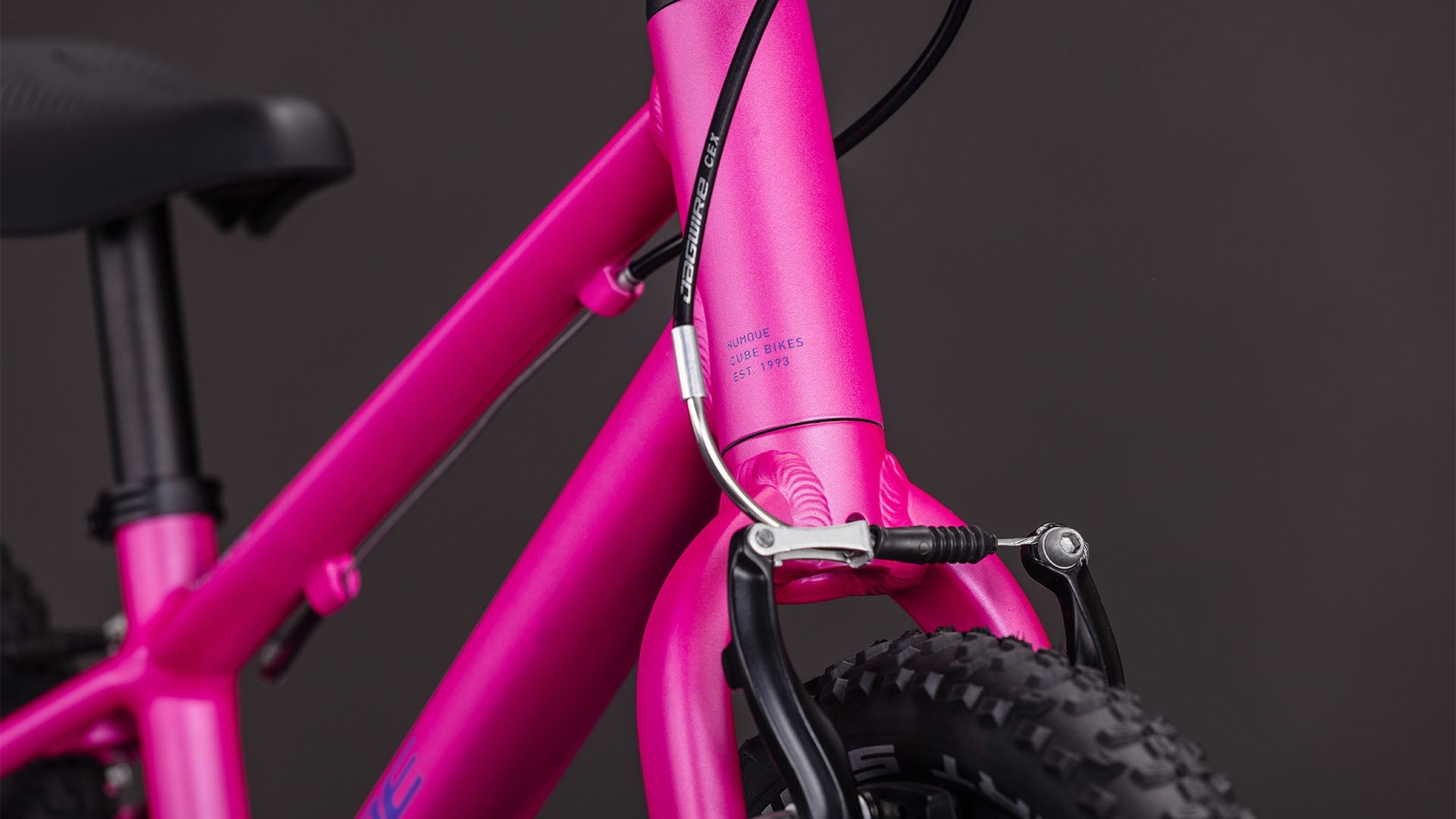 CUBE Numove 140 fucsia´n´plum.