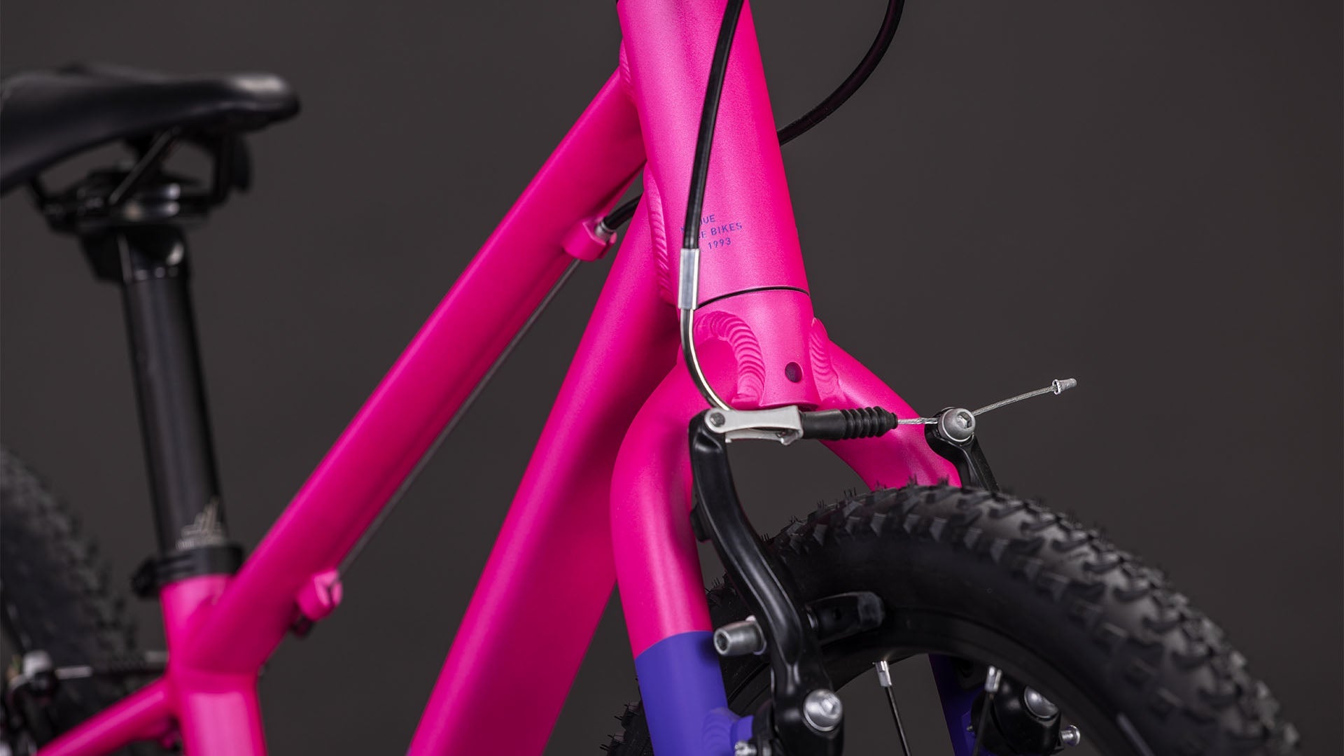 CUBE Numove 180 fucsia´n´plum.