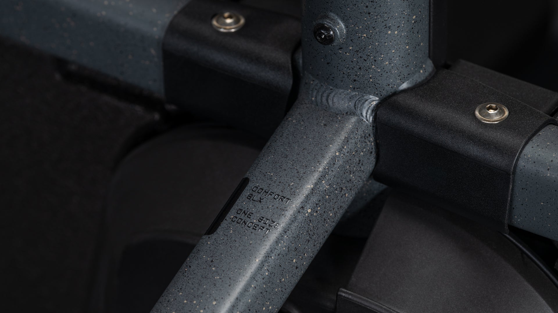 CUBE Cargo Hybrid Comfort SLX 800 stonegrit´n´black.