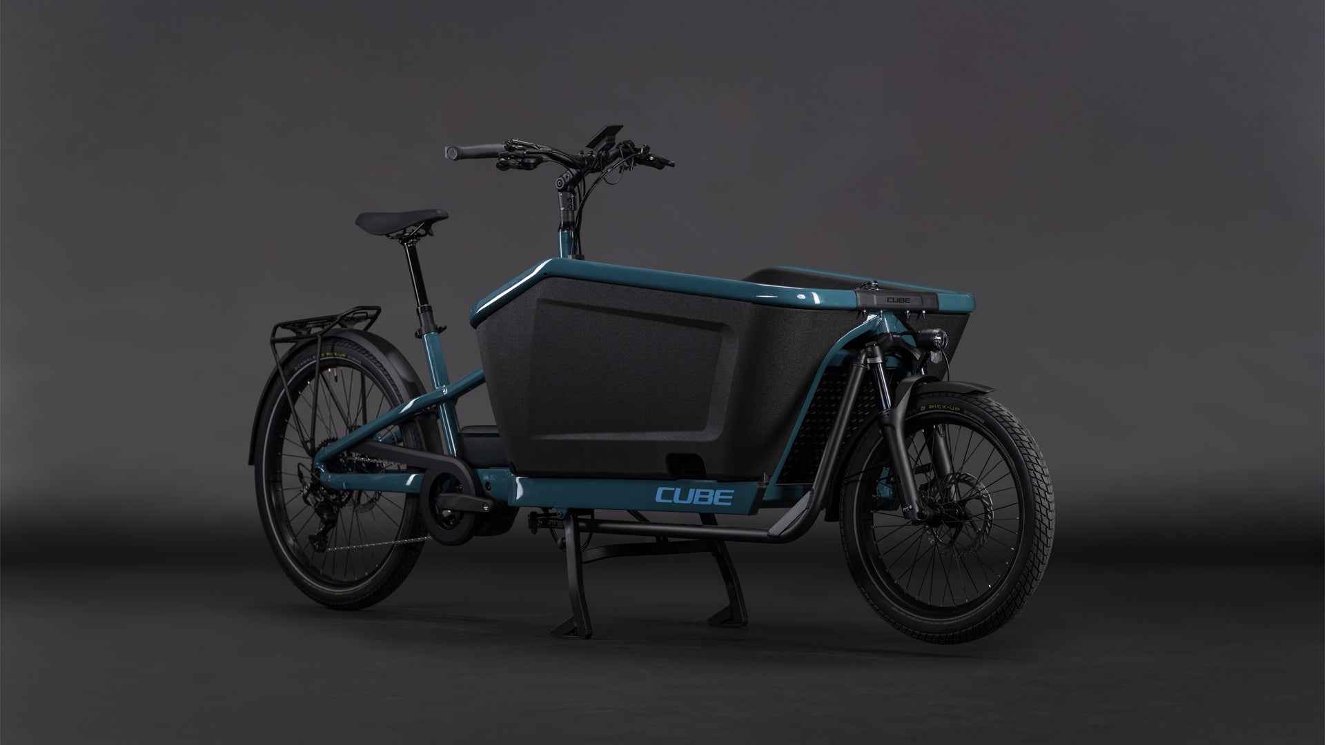 CUBE Cargo Hybrid 800 storm´n´reflex.