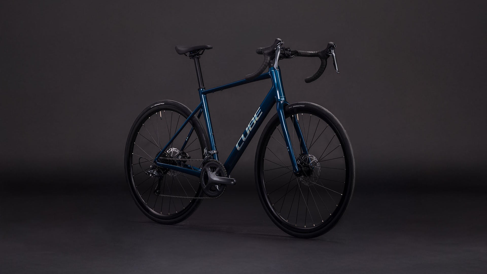CUBE Attain Pro nautica´n´prism Rennrad