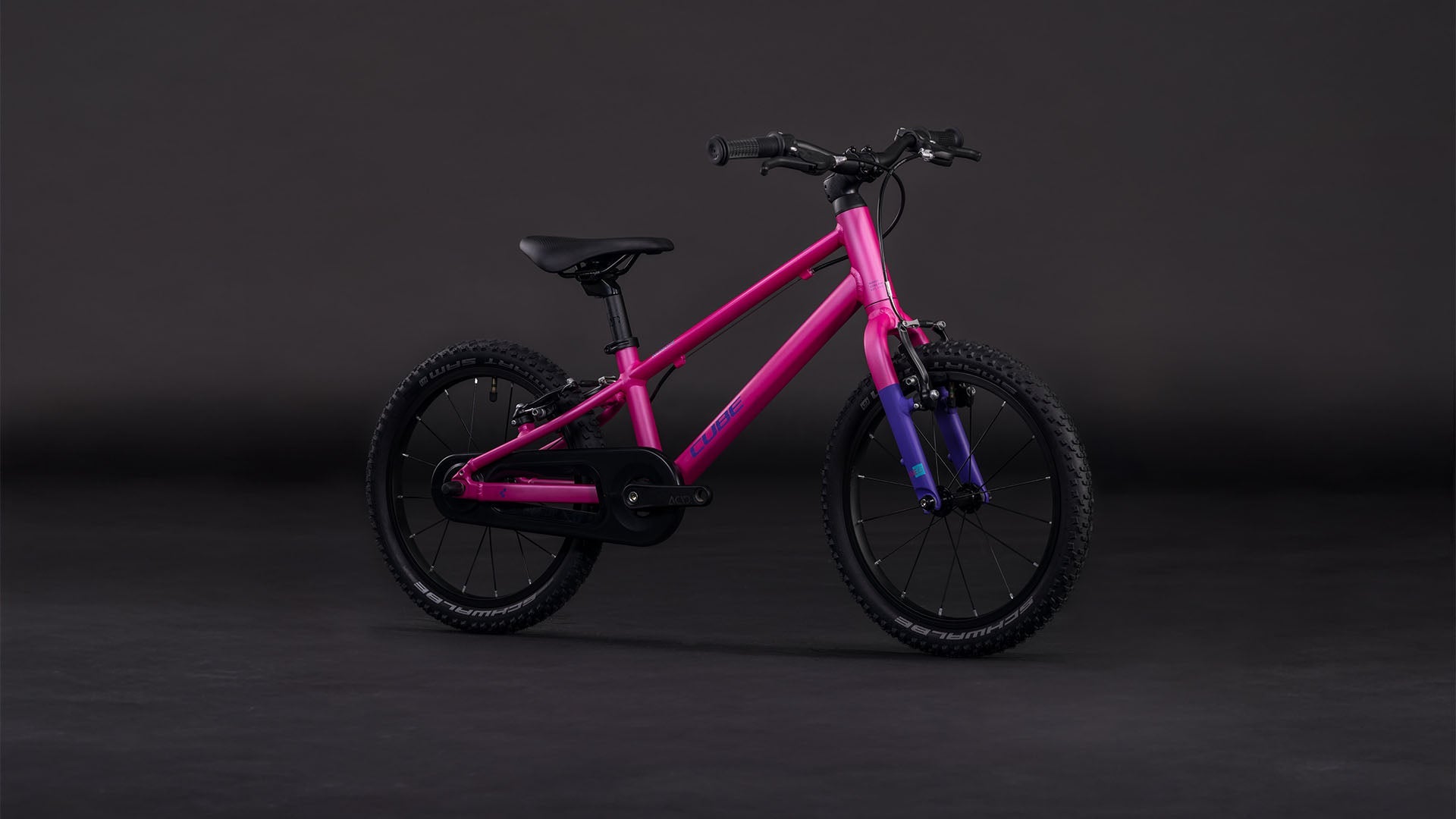 CUBE Numove 160 fucsia´n´plum.
