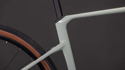 CUBE Nuroad Hybrid C:62 Race 400X reedbeige´n´black