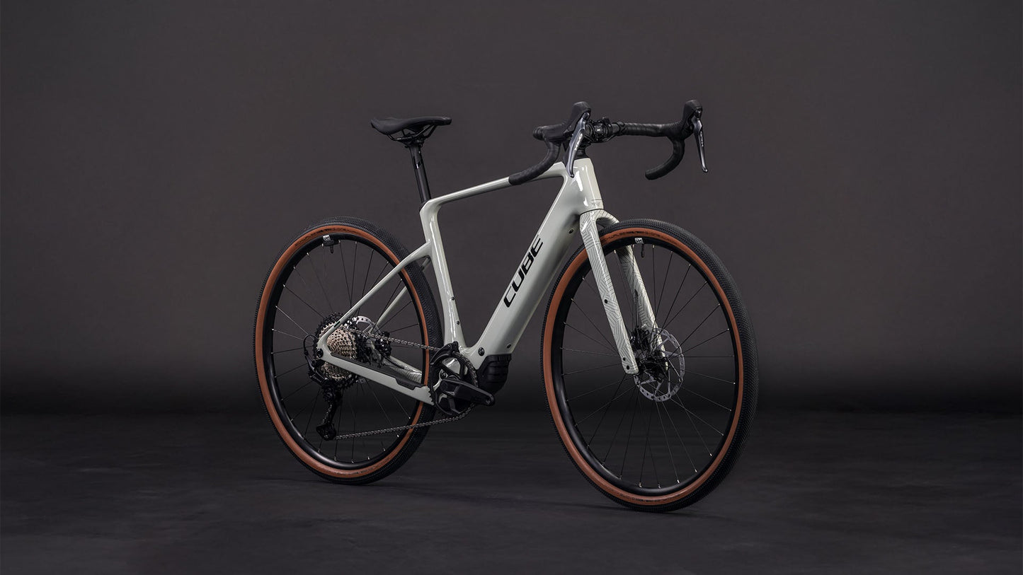 CUBE Nuroad Hybrid C:62 Race 400X reedbeige´n´black