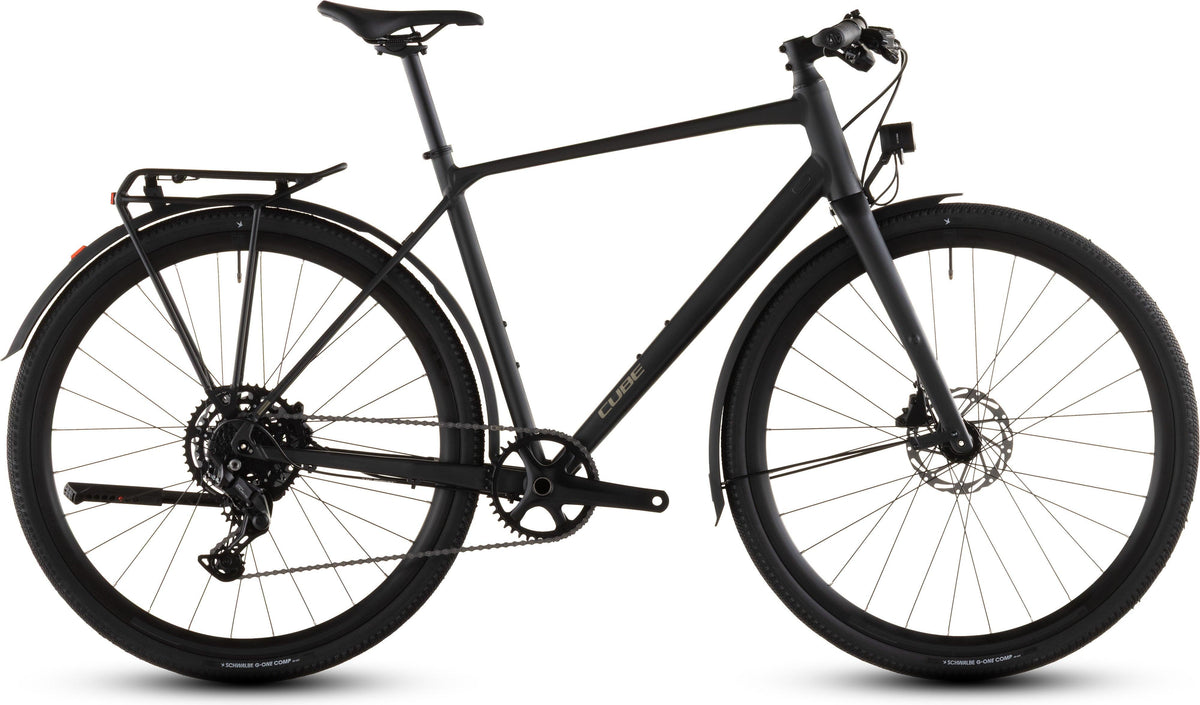 CUBE Nulane Pro FE grey´n´chrome Trekkingrad mit Schutzblechen, Gepäckträger und Licht