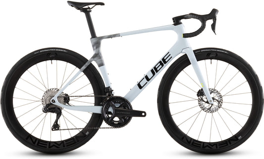 CUBE Agree C:62 Race glacier´n´black