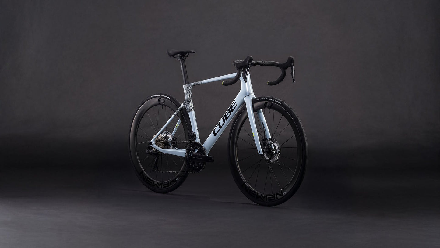 CUBE Agree C:62 Race glacier´n´black