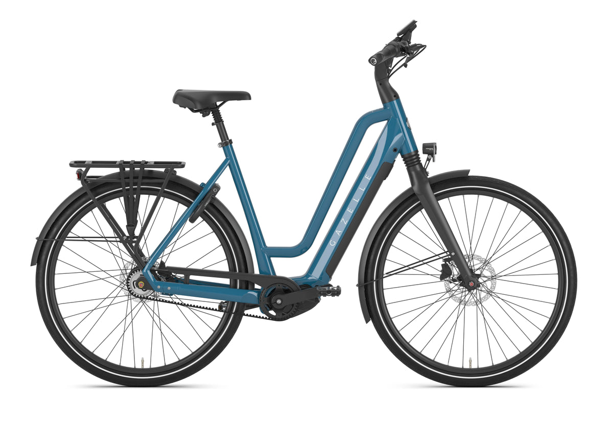 Gazelle Chamonix C5 E-Bike, 630 Wh, ink blue glänzend, Tiefeinsteiger mit Gepäckträger