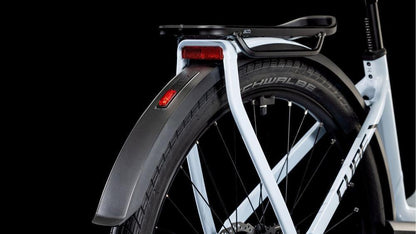 CUBE Kathmandu Hybrid ONE 600 polarwhite´n´black.