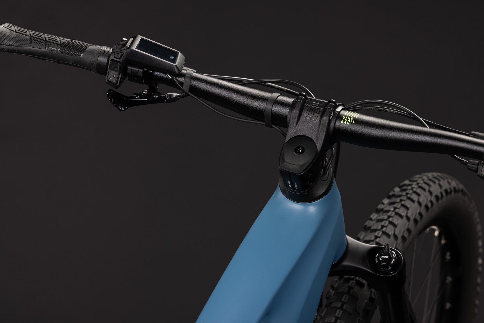 CUBE Stereo Hybrid ONE22 Pro 800 in bluesapphire´n´blue, E-Mountainbike Detailansicht