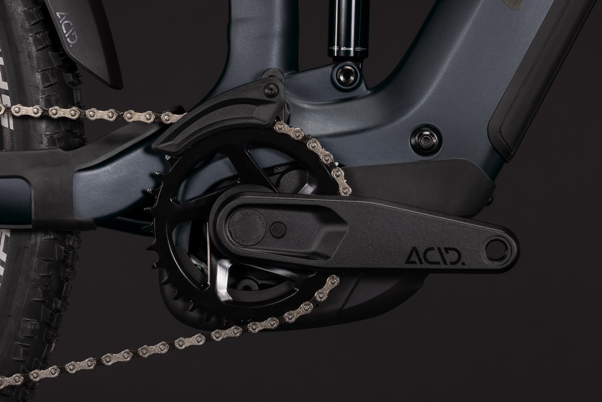 CUBE Stereo Hybrid ONE44 Pro 800 coal´n´black: Antrieb und Kettenblatt im Detail