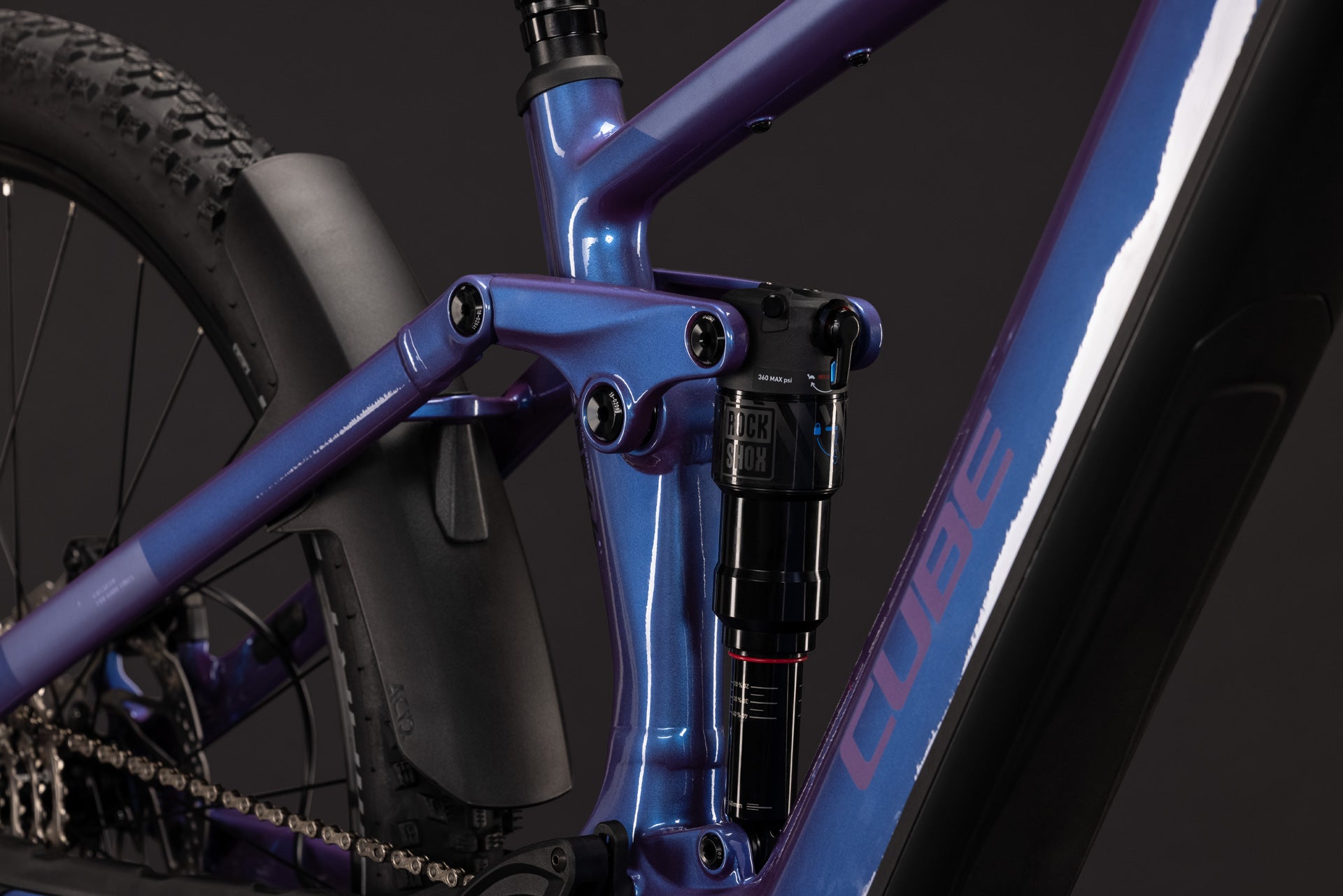 CUBE Stereo Hybrid ONE44 Pro 800 in blueiris´n´purple, detailierte Rahmenansicht