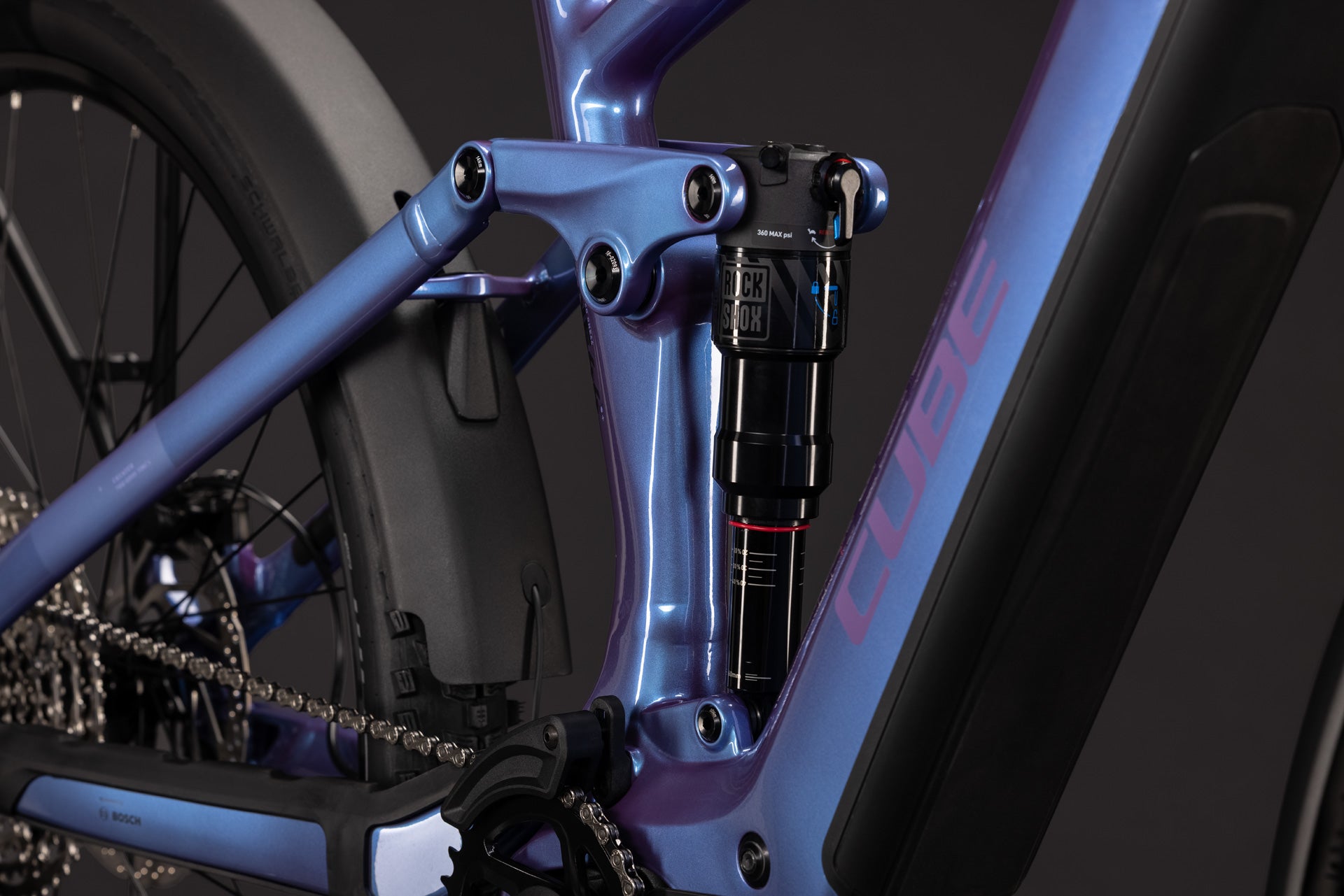 CUBE Stereo Hybrid ONE44 Pro 800 FE blueiris´n´purple, Rahmen und RockShox-Dämpfer Detail