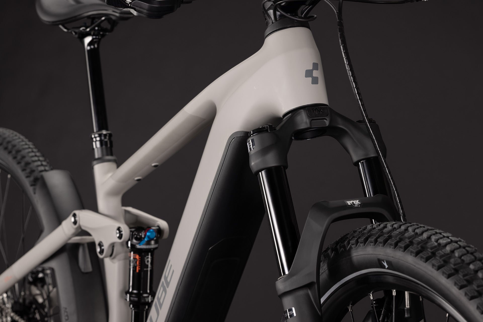 CUBE Stereo Hybrid ONE44 SLX 800 oatgrey´n´grey E-MTB, Rahmen- und Federgabel-Detail