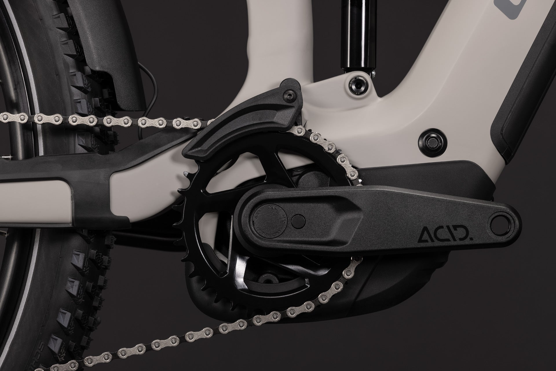 CUBE Stereo Hybrid ONE44 SLX 800 FE oatgrey´n´grey, Detail von Kettenblatt und Motor
