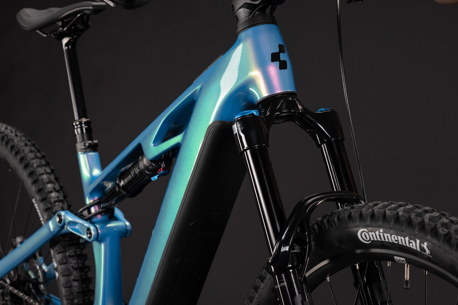 CUBE Stereo Hybrid ONE44 HPC SLX 800 dream´n´black, Detail von Rahmen und Federgabel