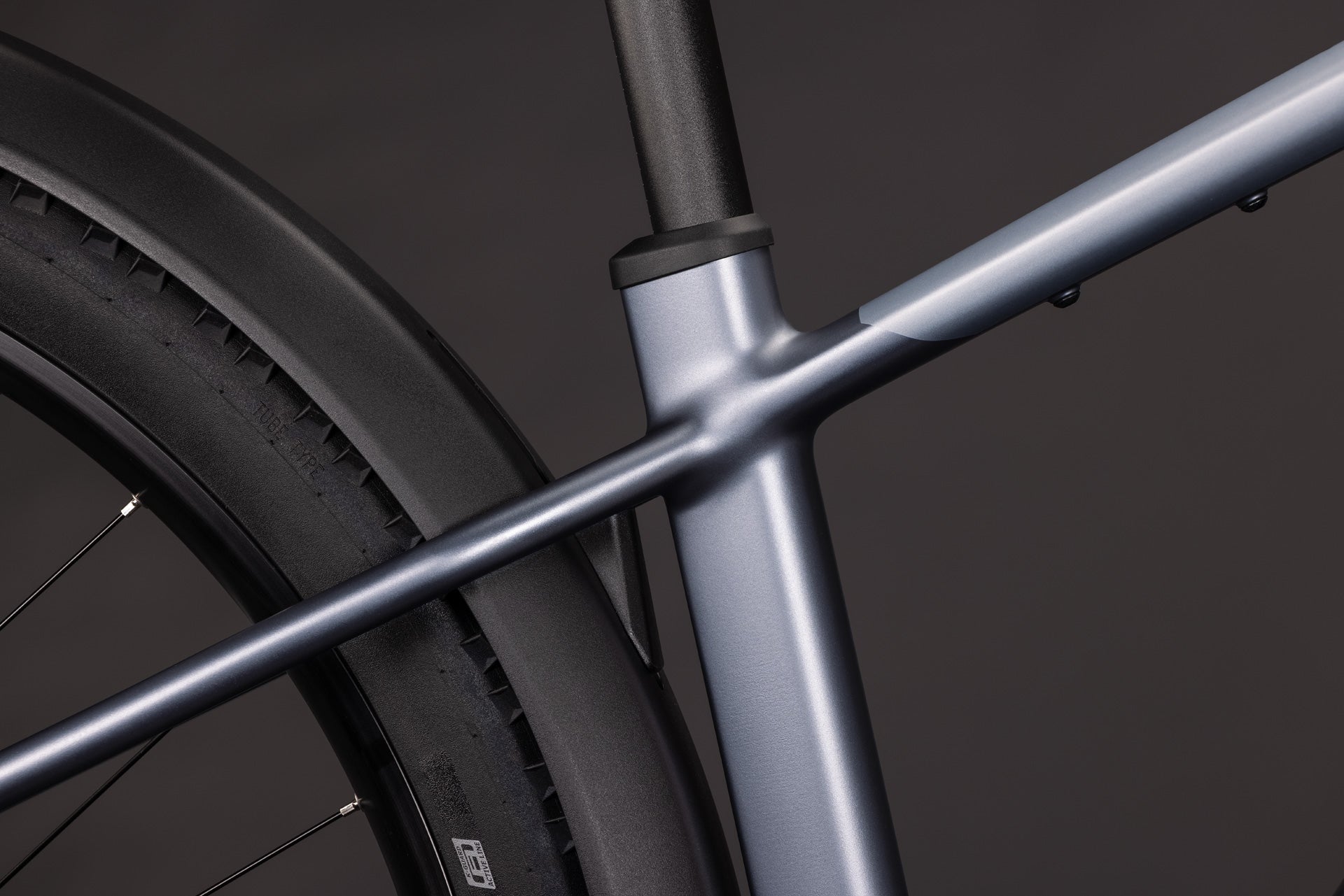 CUBE Reaction Hybrid Performance 720 FE in ashgrey´n´prism, Detailbild des Fahrradrahmens