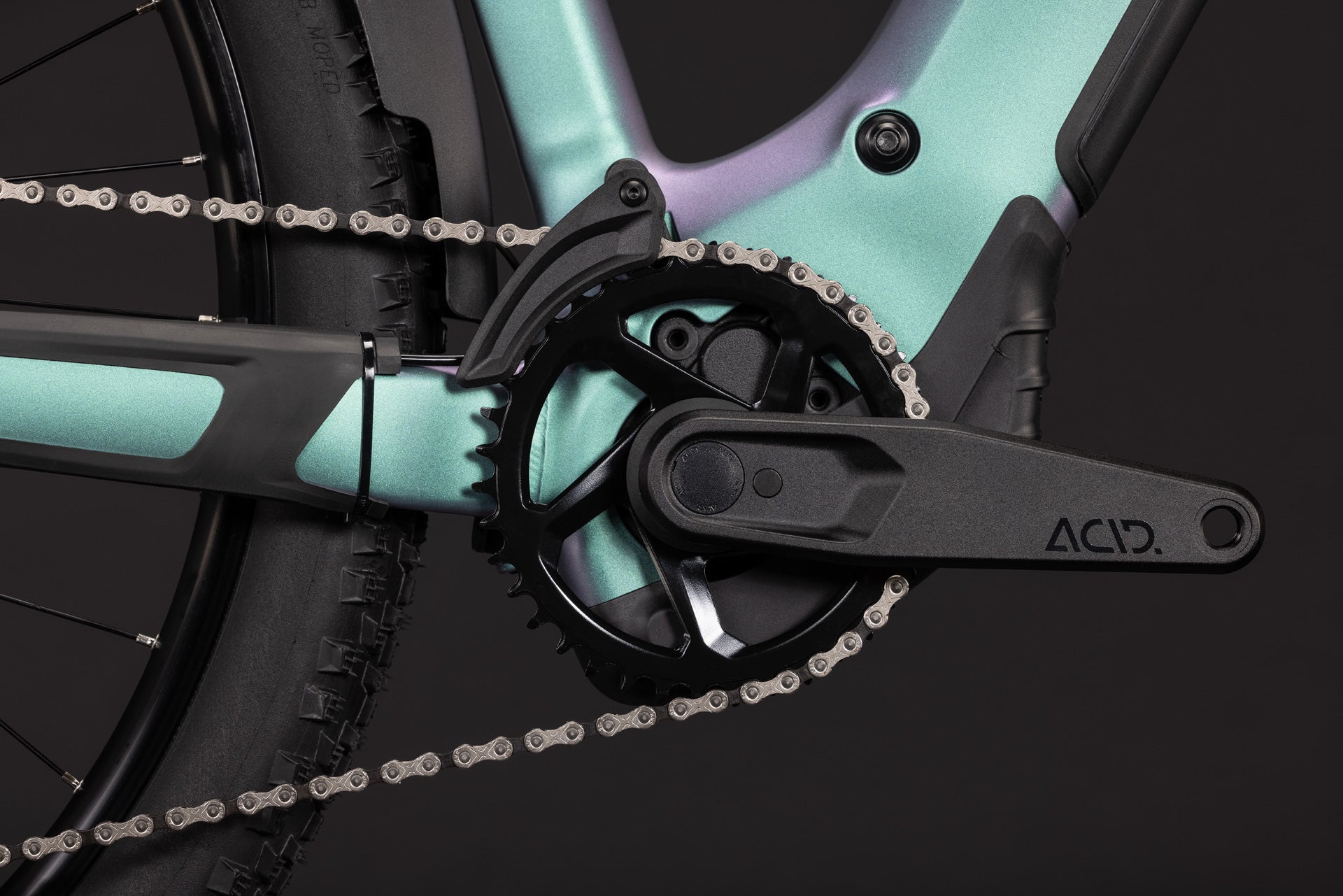 CUBE Reaction Hybrid Pro 800 FE polarlight'n'black: Antrieb und Kette am E-Bike