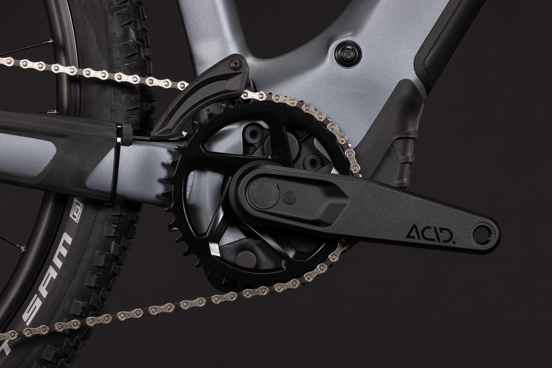 CUBE Reaction Hybrid Race 800 slabgrey´n´chrome – Detail von Antrieb und Kette