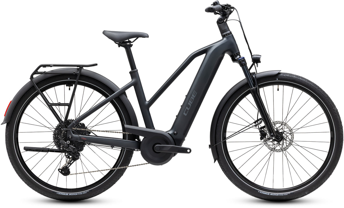 CUBE Touring Hybrid ONE 600 E-Trekkingrad in grey´n´coolgrey mit Gepäckträger und Federgabel