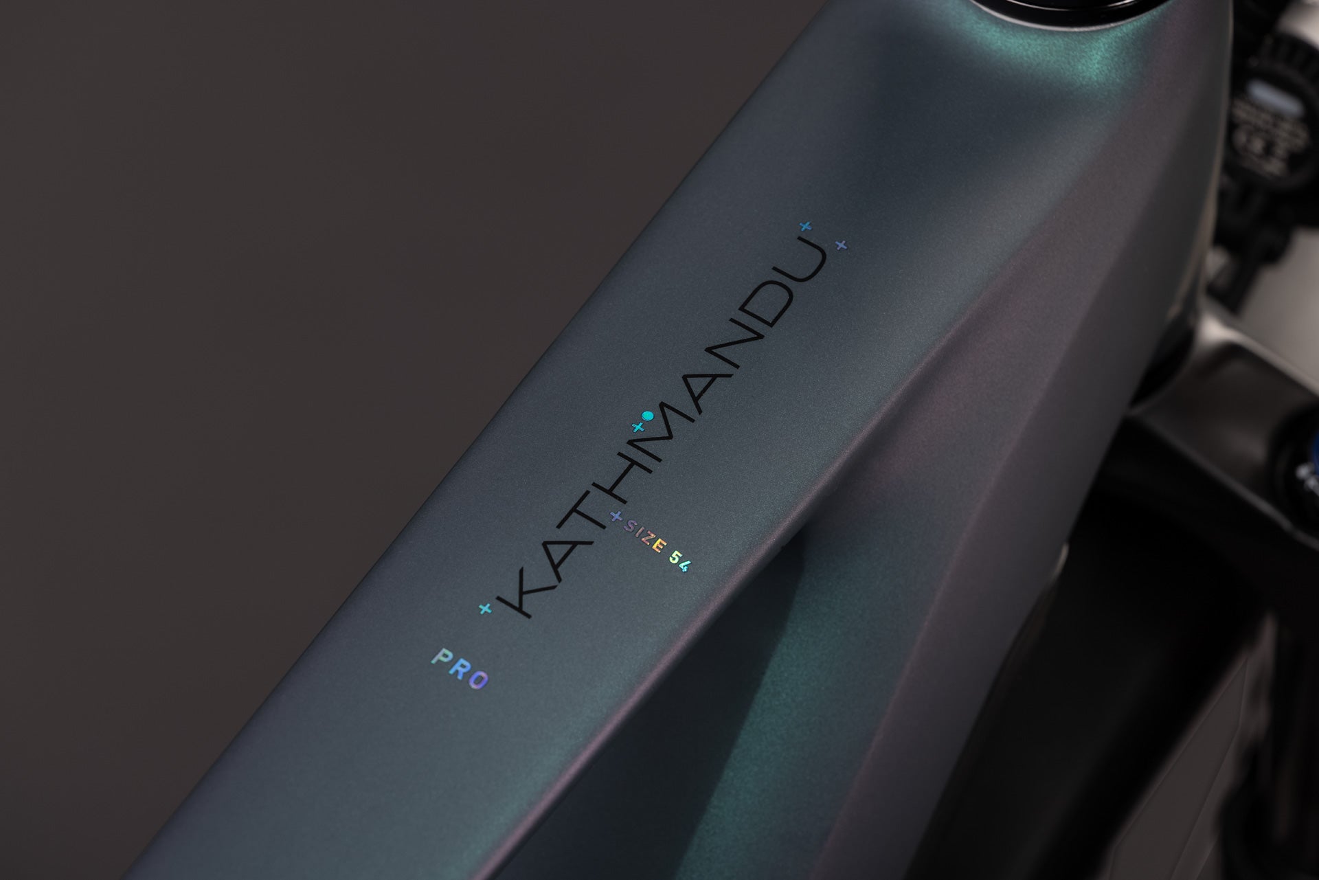 CUBE Kathmandu Hybrid Pro 800 in smaragdgrey´n´black, Detailansicht des Rahmens