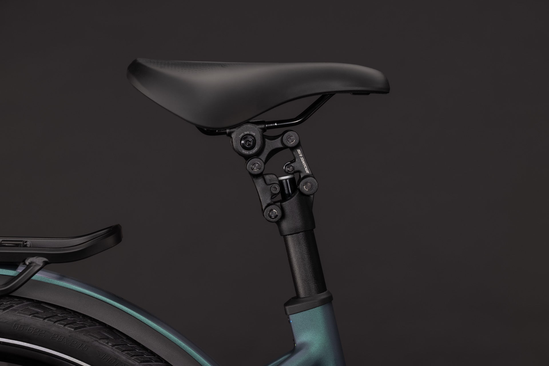 CUBE Kathmandu Hybrid Pro 800 smaragdgrey’n’black mit verstellbarer Sattelstütze