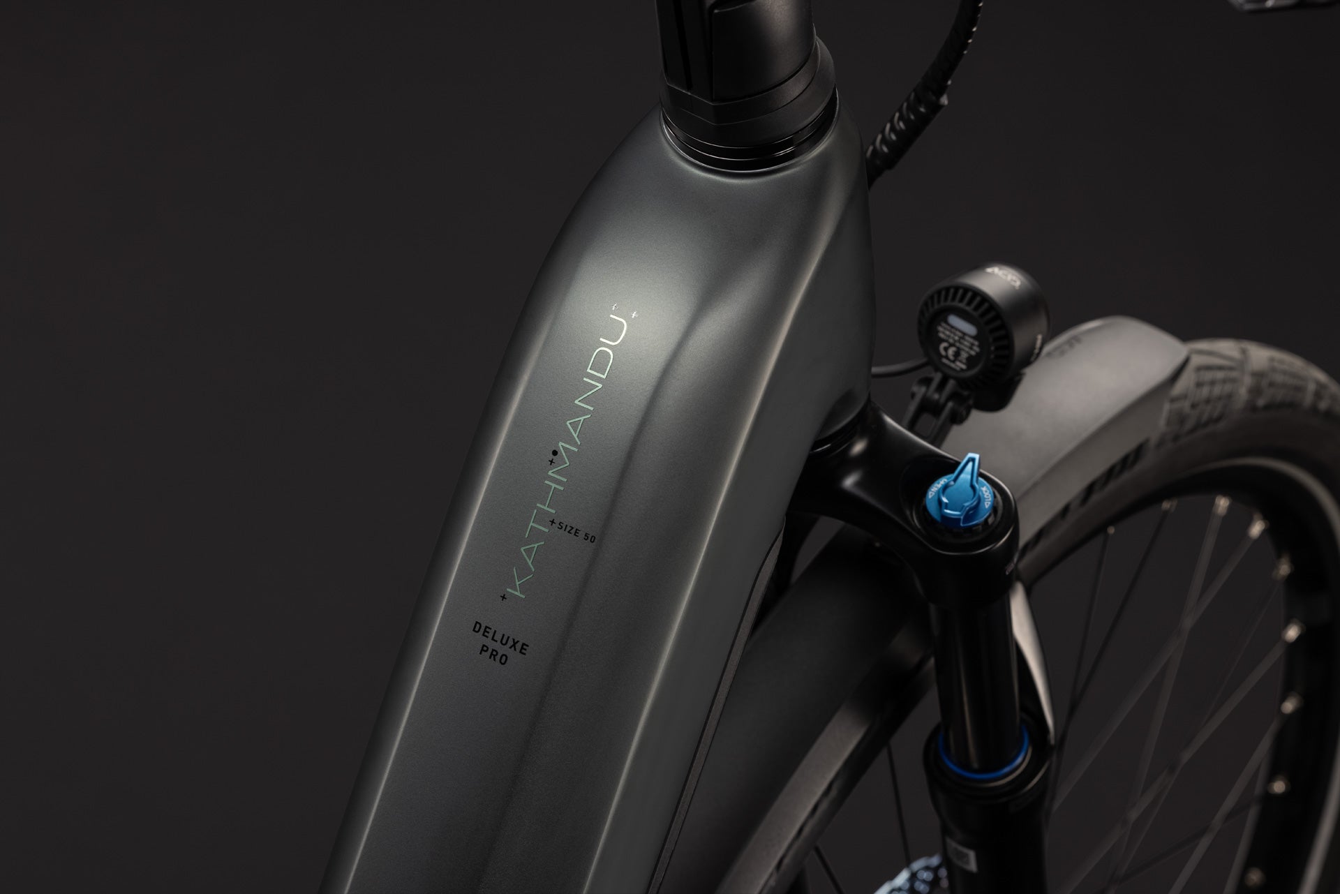 CUBE Kathmandu Hybrid Deluxe Pro 800 E-Bike in blackforest´n´chrome, Detailansicht