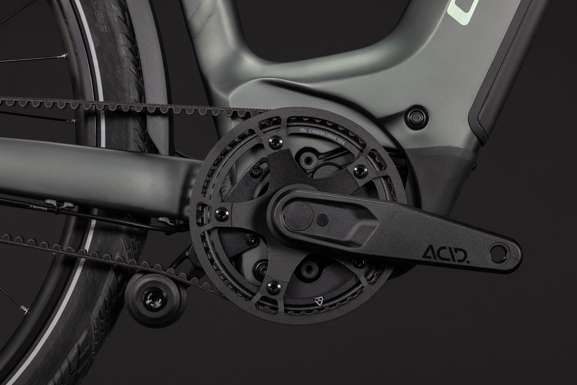CUBE Kathmandu Hybrid Deluxe Pro 800 blackforest’n’chrome mit Carbon-Riemenantrieb und Kurbel