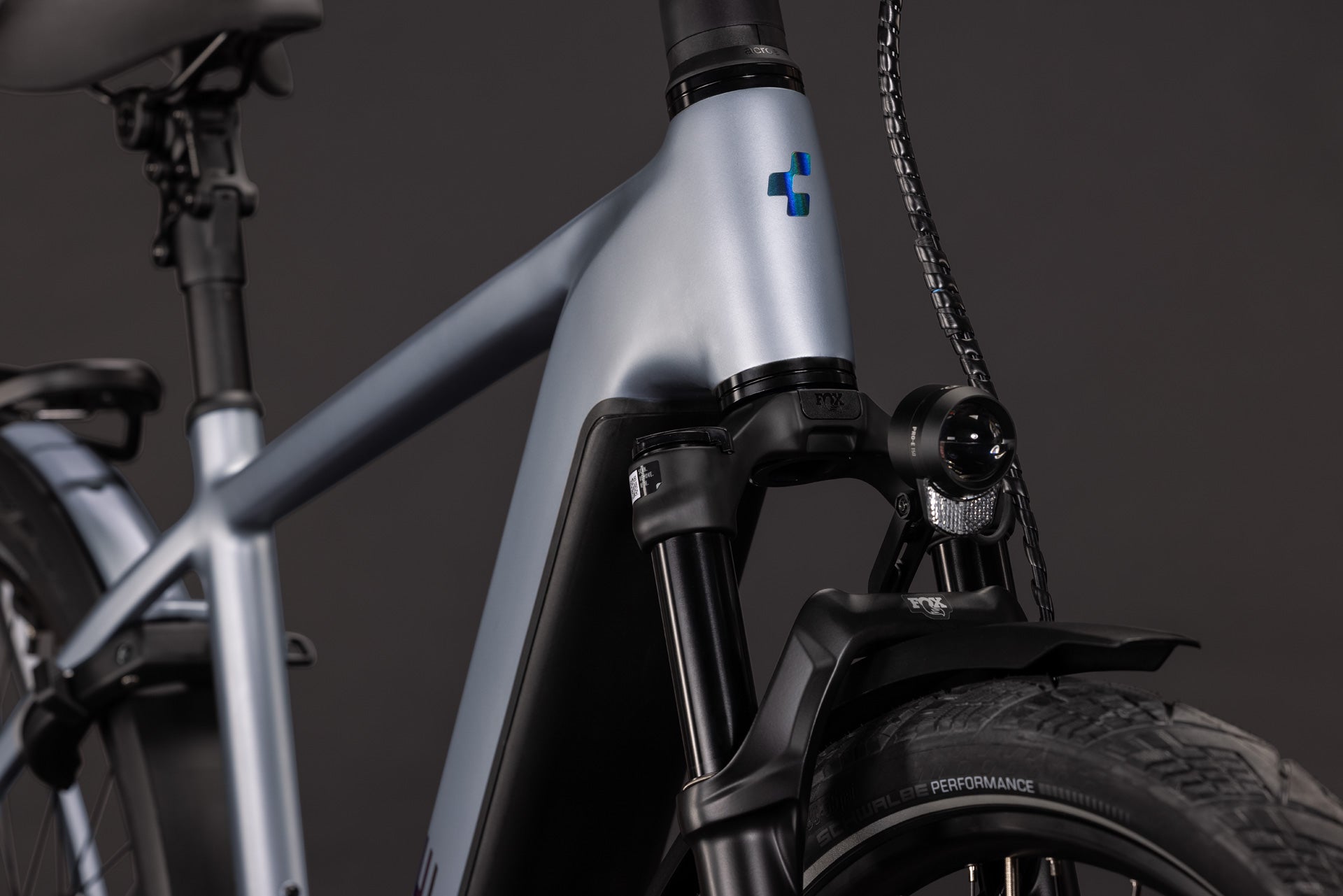CUBE Kathmandu Hybrid EXC 800 in slategrey´n´chrome, E-Bike mit Frontfederung