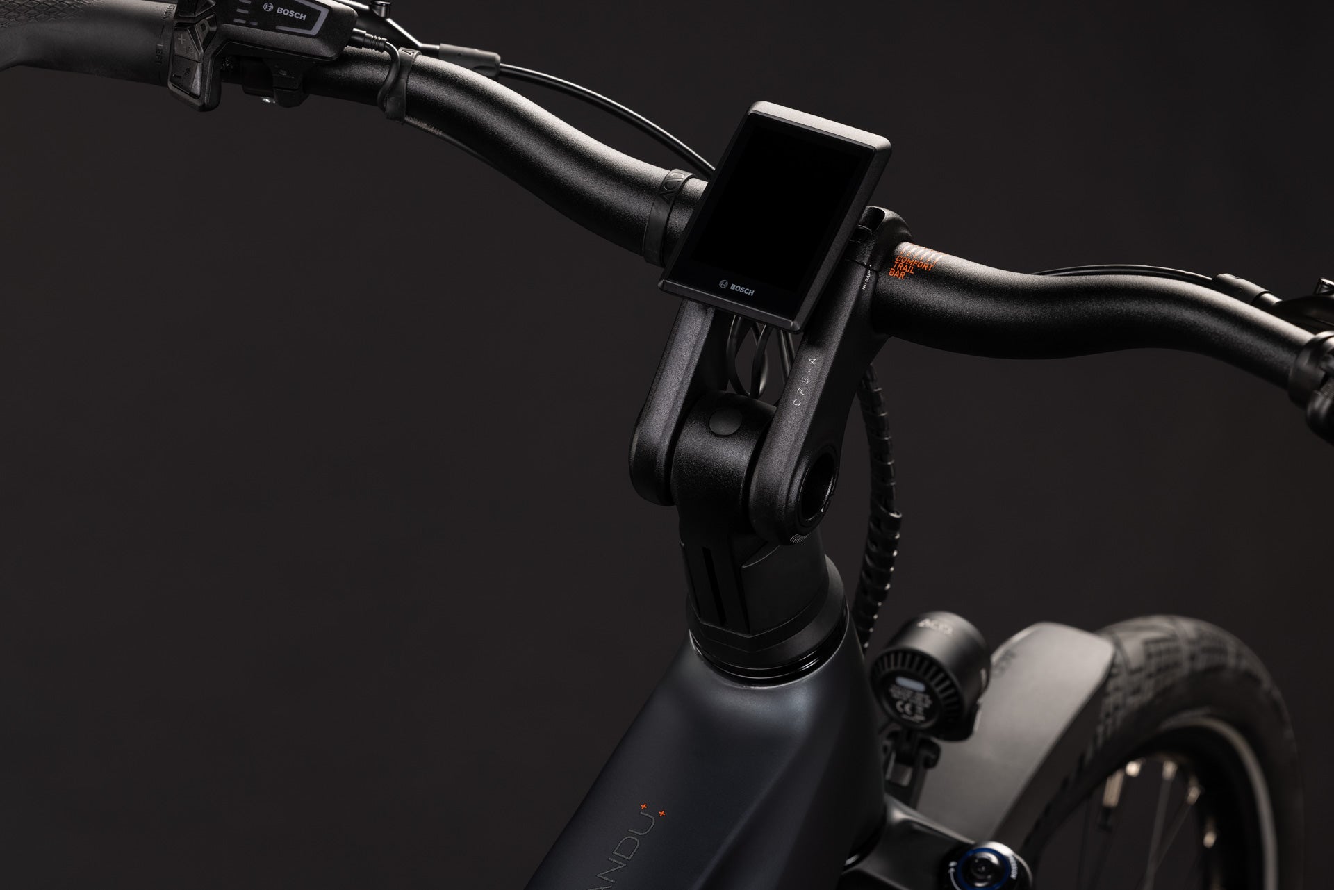 CUBE Kathmandu Hybrid Deluxe EXC 800 in stealthgrey´n´grey mit Lenker und Display