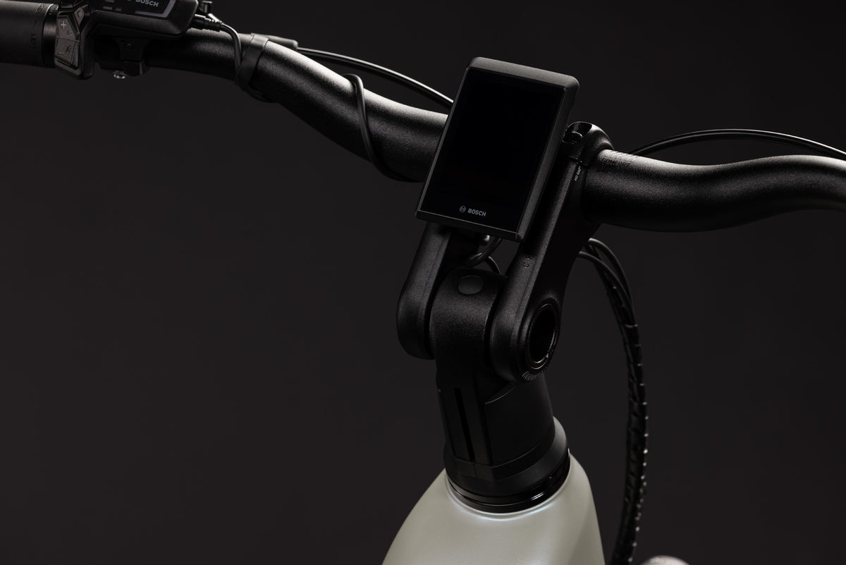 CUBE Kathmandu Hybrid Deluxe EXC 800 glintsand´n´black mit Lenker und Bosch-Display