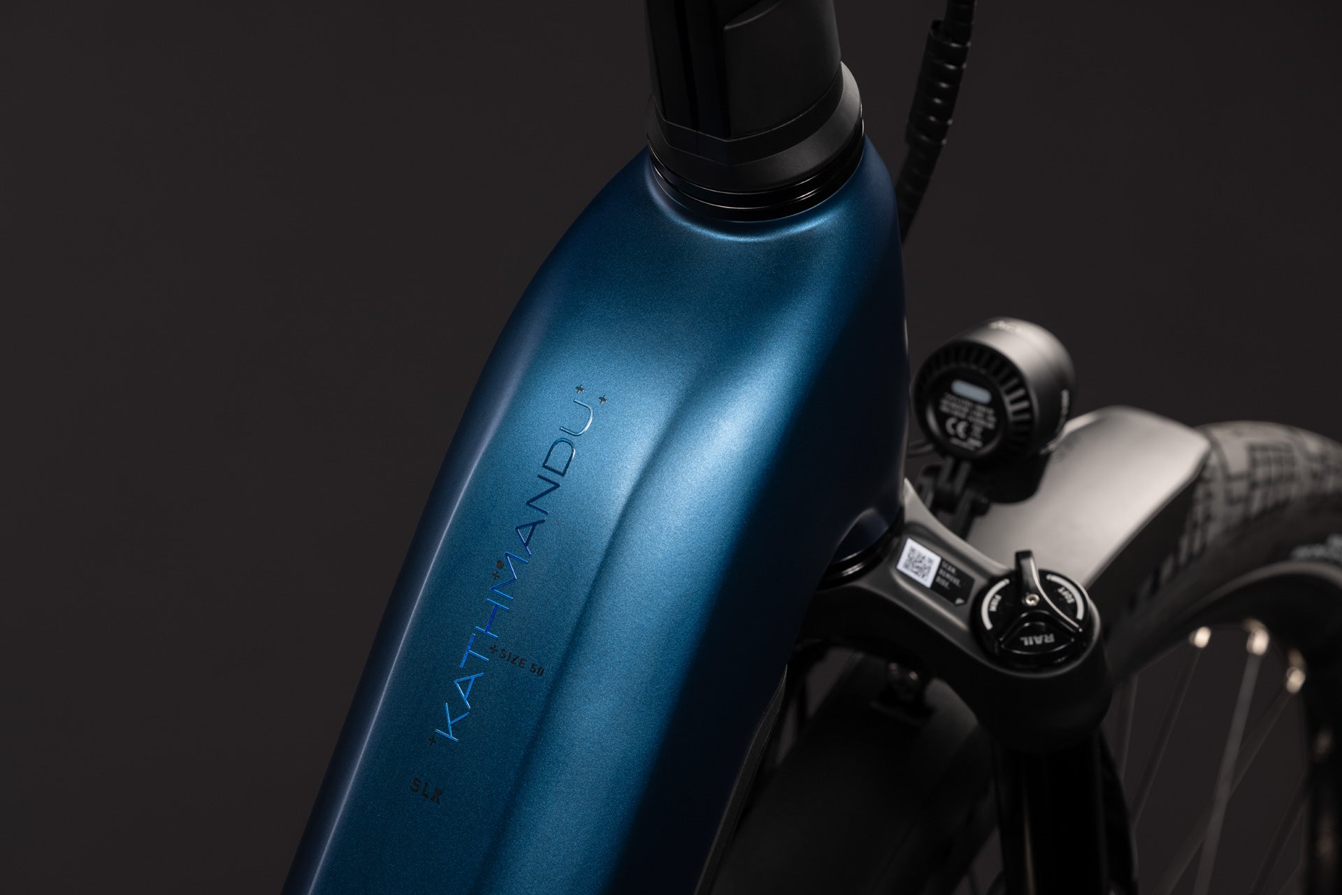 CUBE Kathmandu Hybrid SLX 800 in nebula´n´prizm, Detail von Rahmen und Federgabel