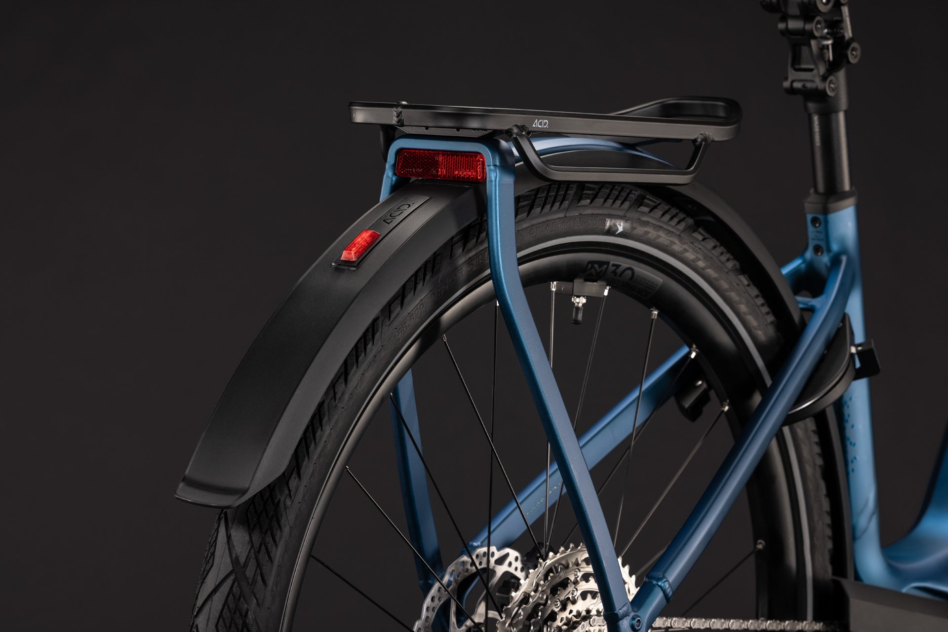 CUBE Kathmandu Hybrid SLX 800 nebula´n´prizm mit Gepäckträger, Schutzblech und Rücklicht