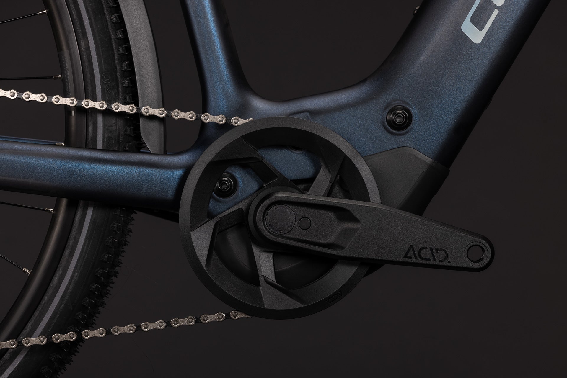 CUBE Kathmandu Hybrid C:62 Pro 400X: Antrieb und Kettenblatt im Detail in liquidsteel´n´prizm