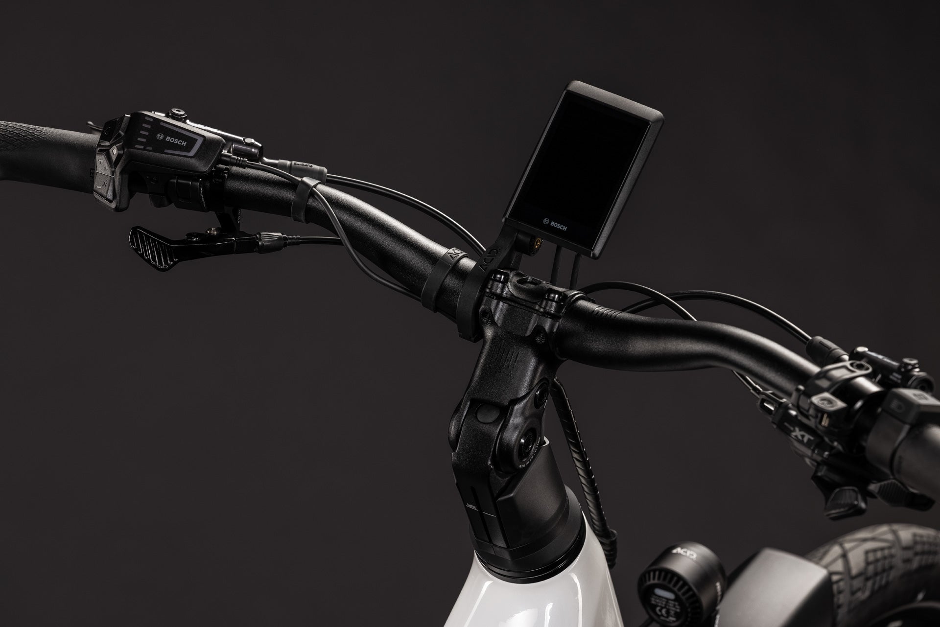 CUBE Kathmandu Hybrid ONE11 HPC SLX 800 metallicwhite´n´prizm Lenker mit Bosch-Display