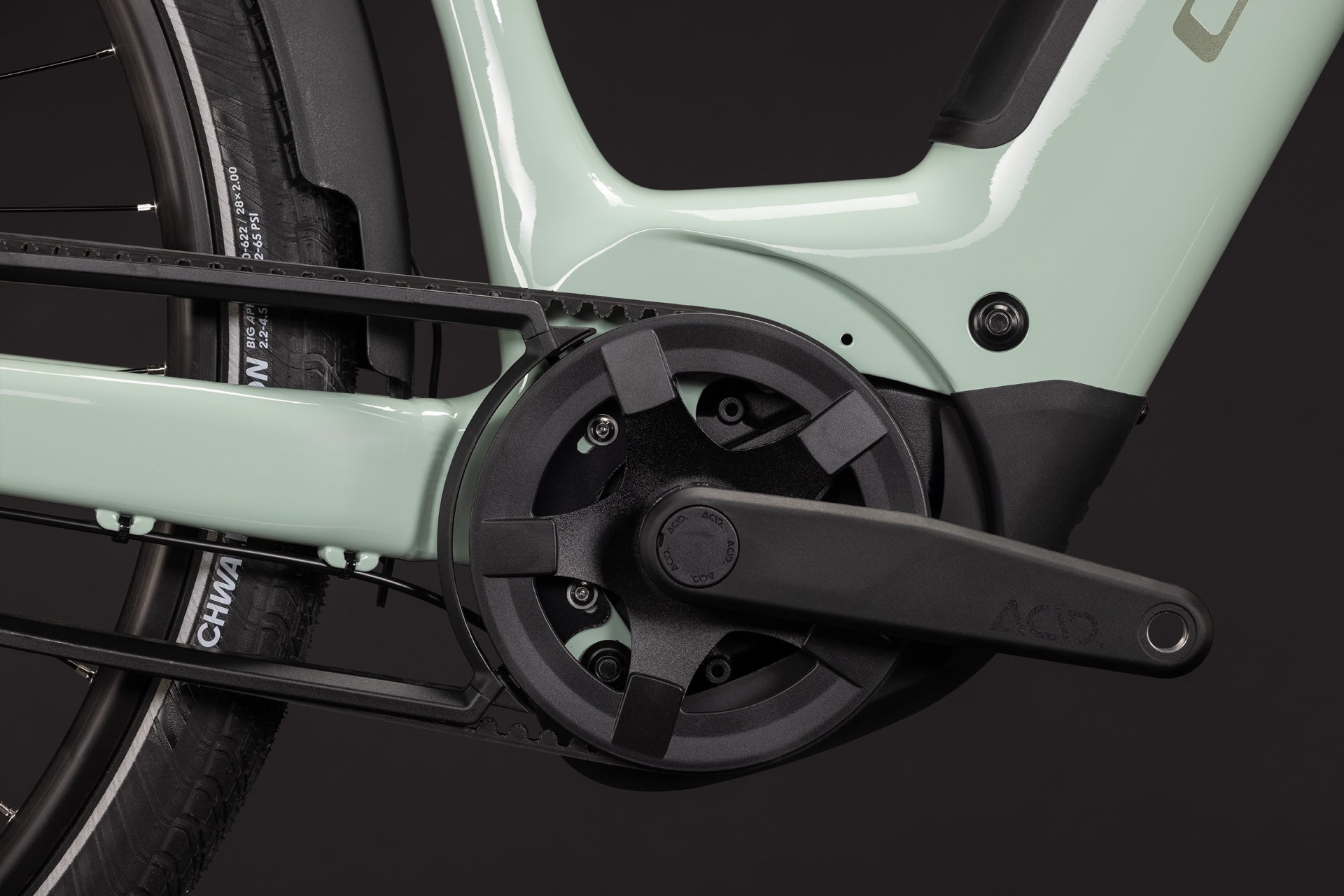 CUBE Supreme Hybrid Deluxe ONE 600 in Aloegreen mit Antrieb und Hinterradbereich
