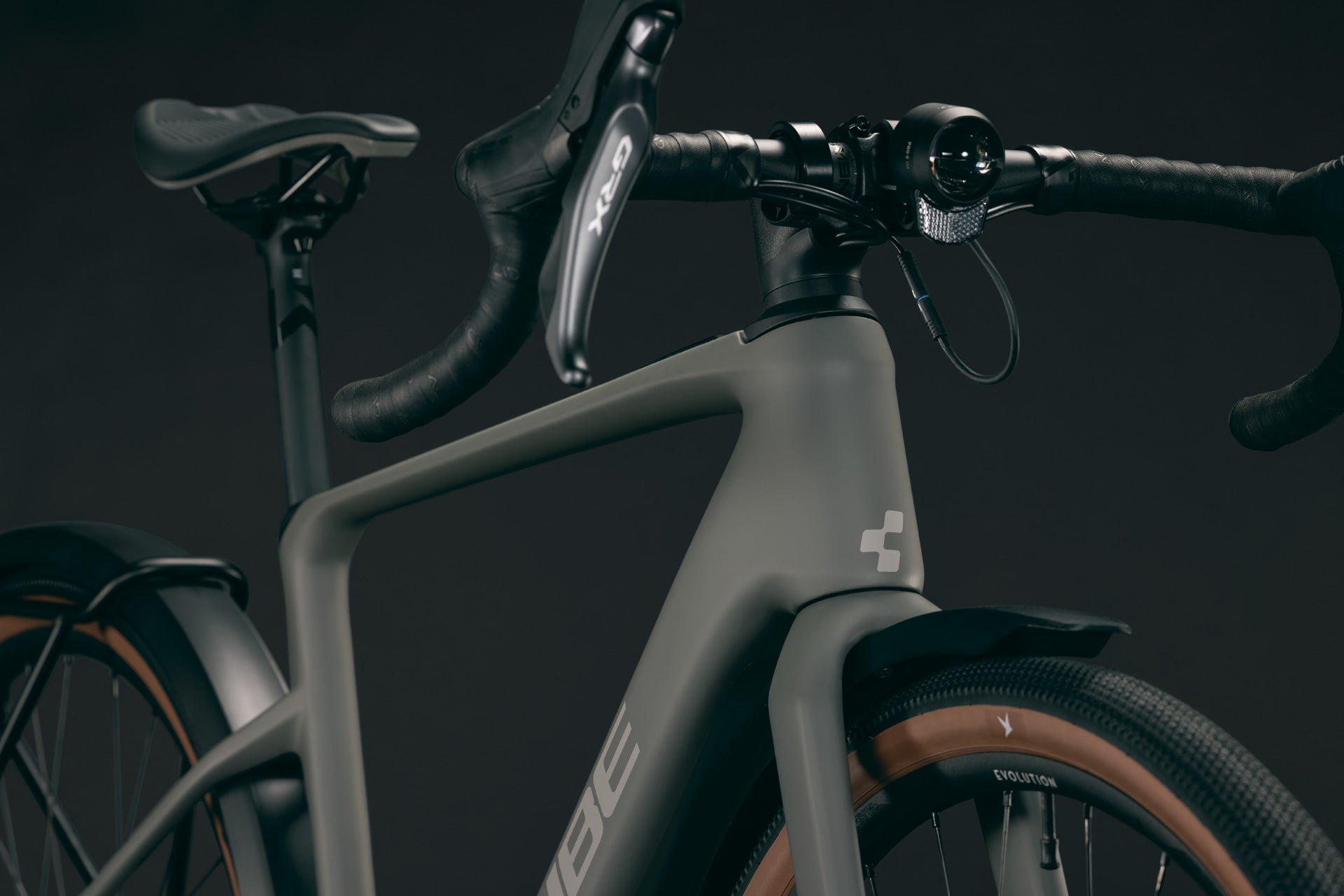 CUBE Nuroad Hybrid C:62 Race 400X FE oldgrey´n´grey, Cockpit und Rahmen im Detail