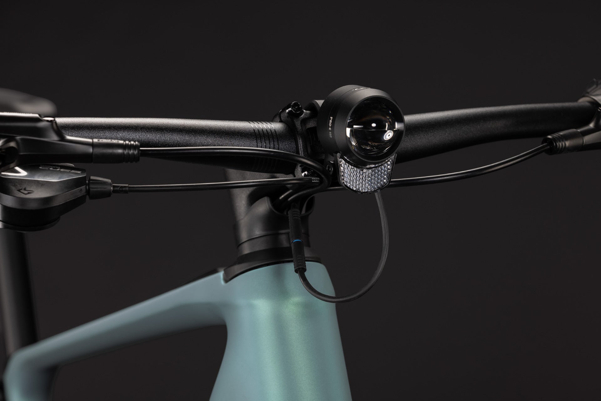 CUBE Nulane Hybrid C:62 Race 400X FE, Cockpit mit Frontlicht in seagrey´n´black